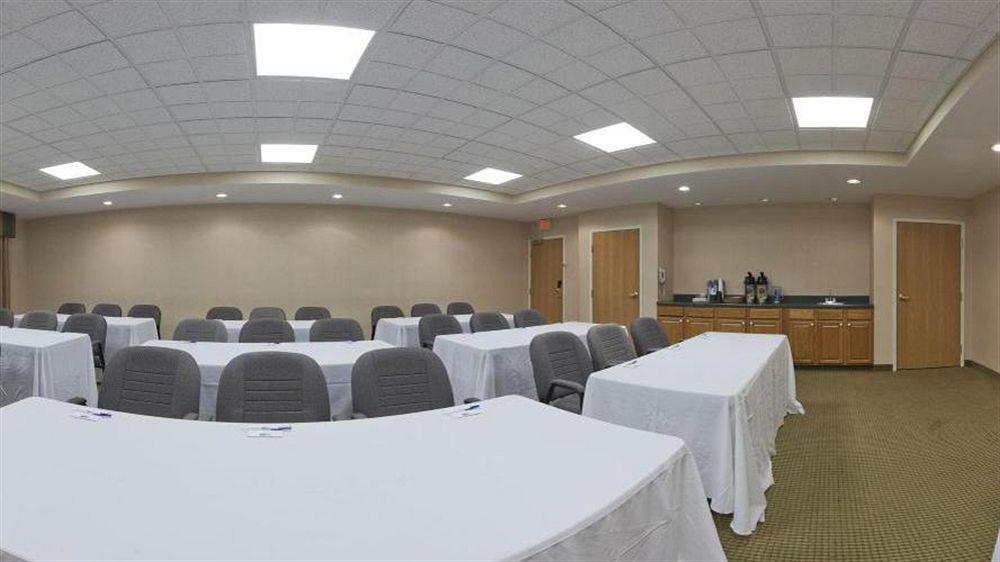 Holiday Inn Express Hotel & Suites Defiance By Ihg Zewnętrze zdjęcie