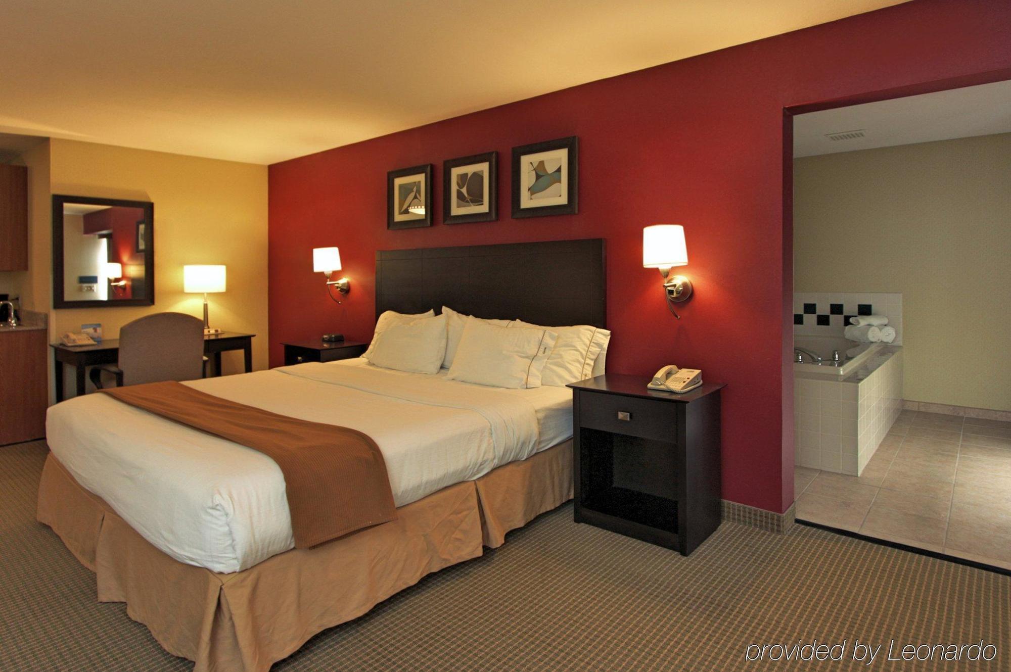 Holiday Inn Express Hotel & Suites Defiance By Ihg Zewnętrze zdjęcie